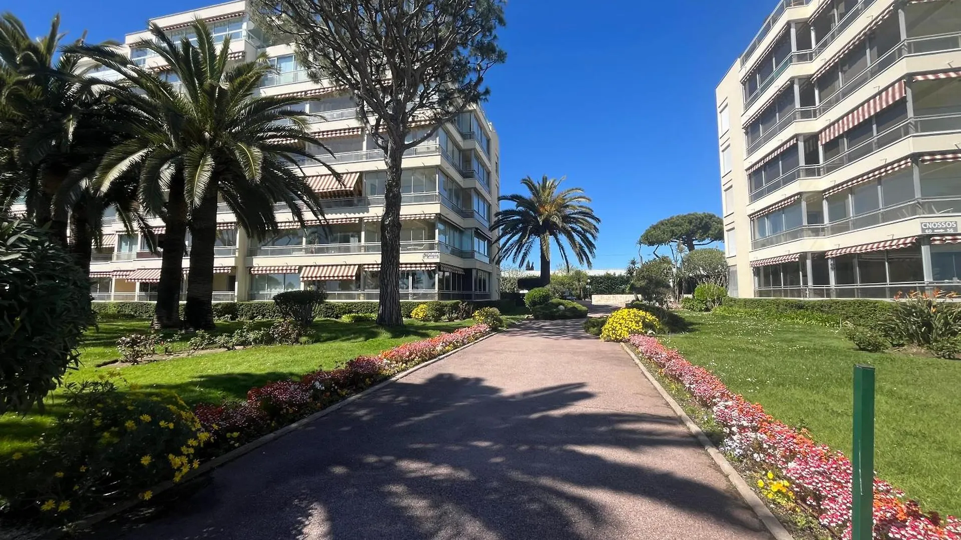 2P Front De Mer Bocca Cabana Cannes 0*,  France